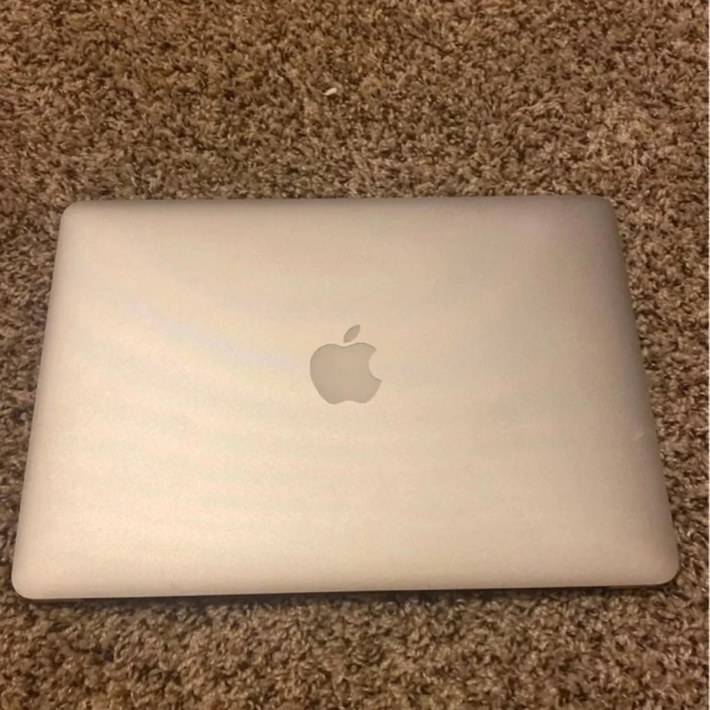 2017 Apple MacBook Air - Silver